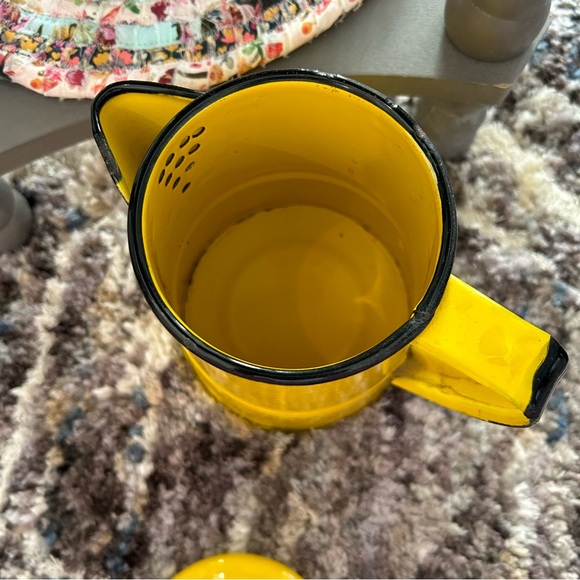 Vintage Farmhouse Enamel Kettle - Picture 9 of 10